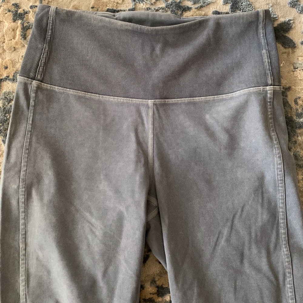 COPY - Lululemon crop pant